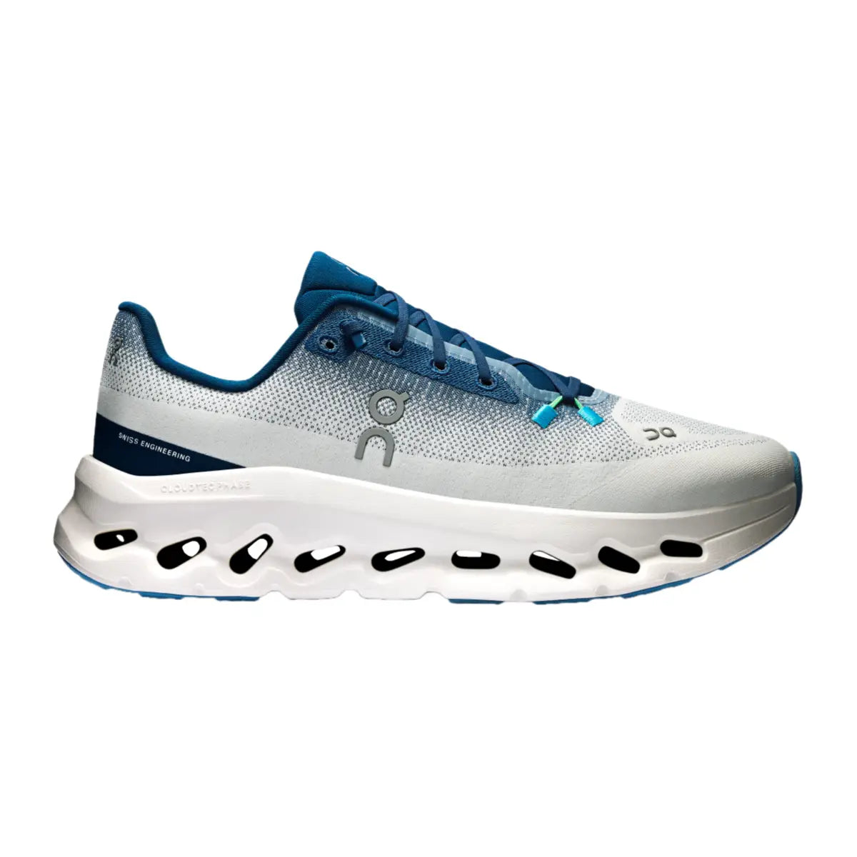 Cloudtilt Adapt to Every Move. Perform with Every Step